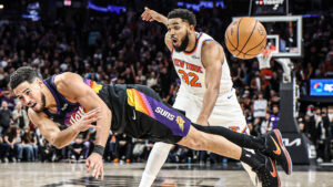 Karl-Anthony Towns, Devin Booker, New York Knicks, Phoenix Suns